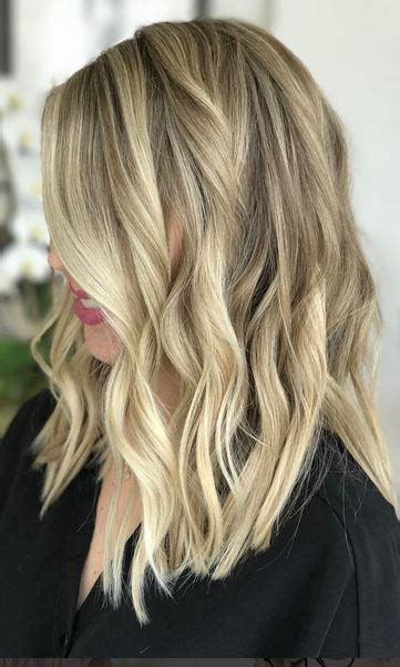 Here is how you can highlight your hair naturally if you are on a tight budget or looking for a natural alternative to chemicals and synthetic dyes. Natural Blonde - Mane Interest