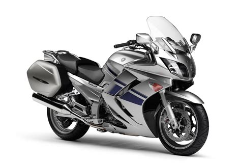 As the flagship model of yamaha's police bike fleet, it strikes the perfect balance between performance and the features required in the line of duty. Recall: Yamaha FJR1300 - Asphalt & Rubber