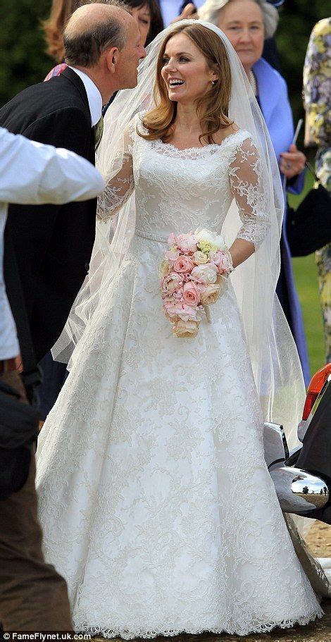 Geri Halliwell S Ginger Spice Wedding Dress—love Christian Wedding Gowns Celebrity Wedding