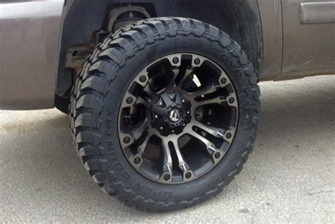 Fuel Off Road D569 Vapor Matte Black Dark Tint Powerhouse Wheels