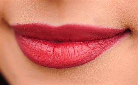 What Your Natural Lip Color Says About Your Health