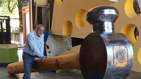 Huge Hammer Stolen From Healdsburg Leaves Police Stumped Without Leads