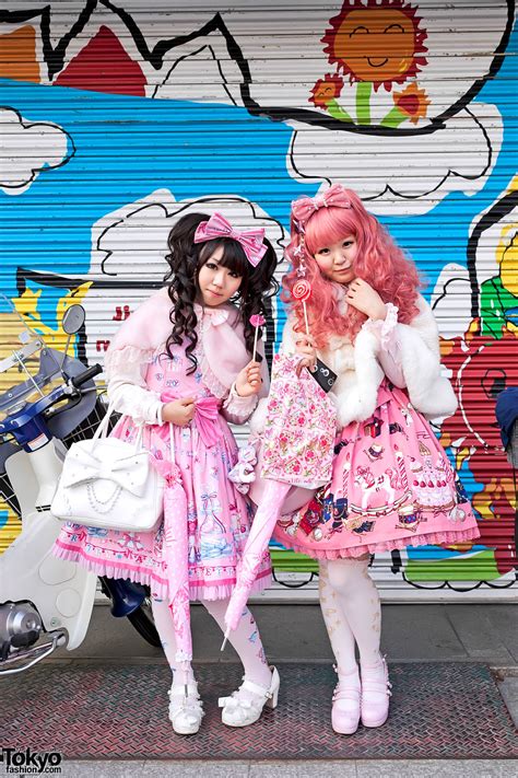 Sweet Lolitas In Harajuku W Angelic Pretty Pink And 6dokidoki Tokyo