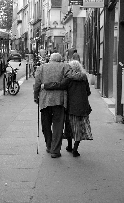Couples Âgés Cute Old Couples Older Couples Anime Couples Old