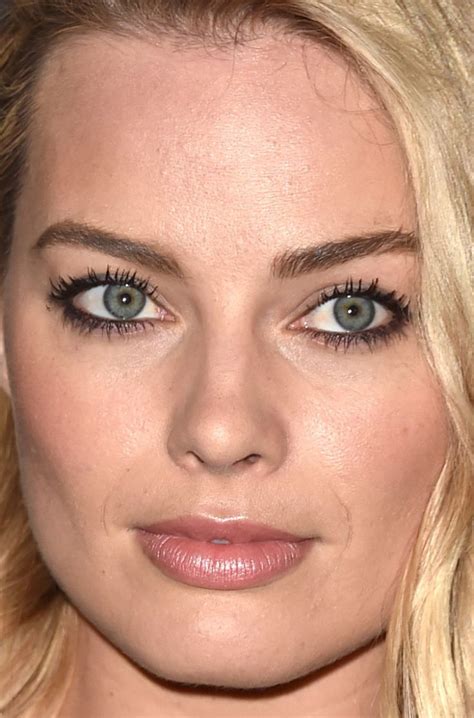 Close Up Of Margot Robbie At The 2017 Instylehfpa Tiff Celebration Margot Robbie Lip Colors