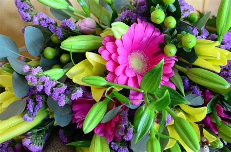 Mother's day is not a public holiday. Floral Design: Mother's Day Bouquet (SOLD OUT) - Queens ...
