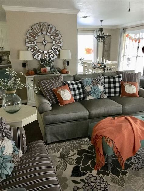 Make it warmer by using rustic wood against the main white color. 21 Warm And Cozy Farmhouse Style Living Room Decor Ideas ...