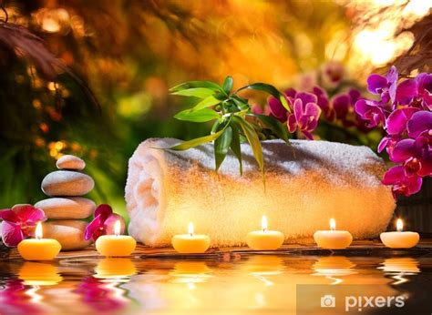 70 cm bezieht sich auf die stablänge ohne die spieße die in den boden kommen. Fototapete Spa-Massage im Garten - Kerzen und Wasser ...
