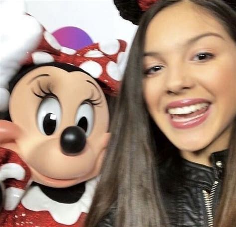 Olivia Rodrigo At Disneyland Disney Stars Olivia Cute