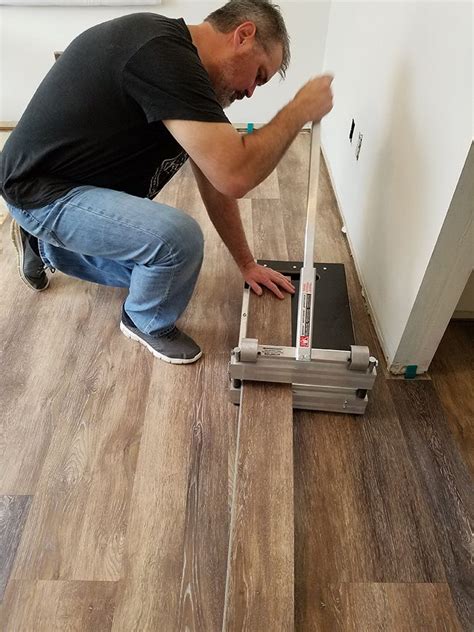 If the planks are cut, make sure the cut edge is facing the wall. Installing Vinyl Floors - A Do It Yourself Guide ...