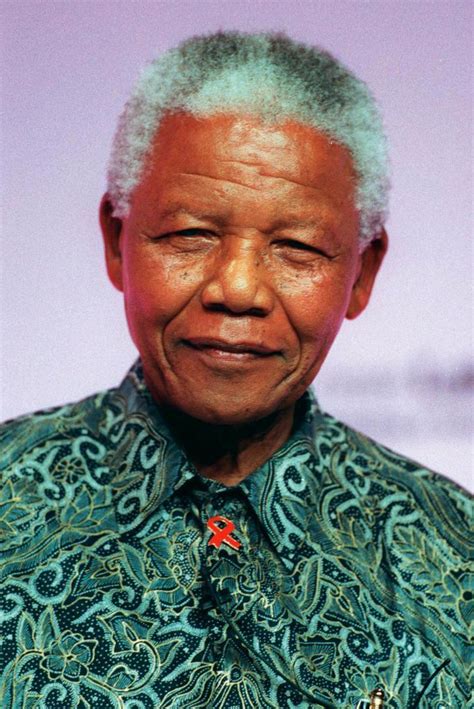 The mandela effect is a phenomenon where a large number of people have a false memory about an event or fact. Nelson Mandela | lex.dk - Den Store Danske