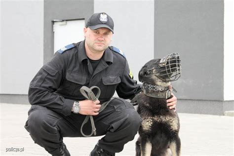 Policjant skutecznie reanimował po służbie - Aktualności - Policja.pl