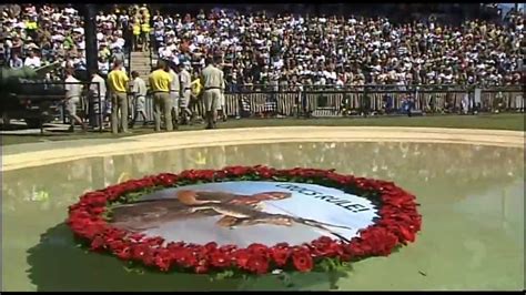 John Williamson Sings True Blue At The Steve Irwin Memorial 2006 Youtube