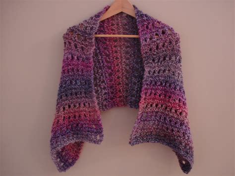 All of them are very easy to knit. Fiber Flux: Free Knitting Pattern...A Peaceful Shawl!