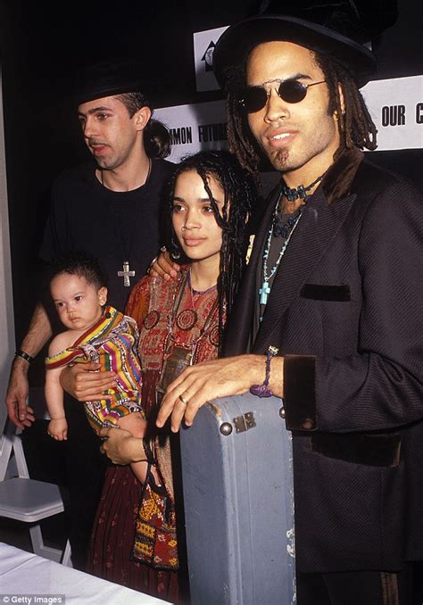 Lisa Bonet And Daughter Zoe Kravitz Could Pass As Sisters In Instagram