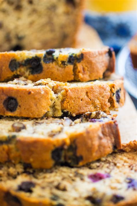If you're really into banana bread, you'll want a banana bread recipe for every mood. Perfect Blueberry Banana Bread - Dan330