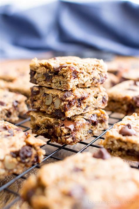 No bake chocolate pretzel oatmeal bars combine sweet and salty in this crunchy no bake treat. Gluten Free Banana Chocolate Chip Oatmeal Breakfast Bars ...