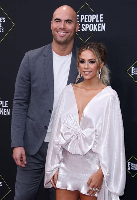 Jana Kramer Mike Caussin Have Date Night At People’s Choice Awards