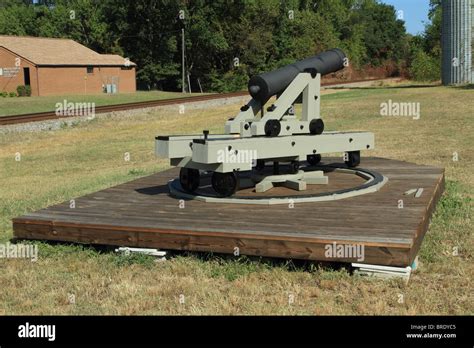 Cannon On Stand Stock Photo Alamy