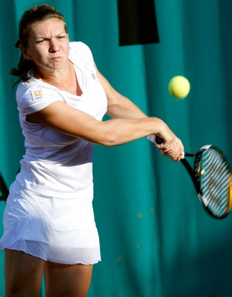 Simona Halep Talks Breast Reduction Surgery After Wimbledon Loss