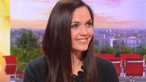 Winds sse at 10 to 15 mph. Victoria Pendleton: Strictly, cycling and Christmas - BBC News