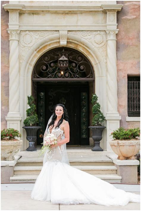 First Howey Mansion Wedding Orlando Wedding Couple To Tie The Knot