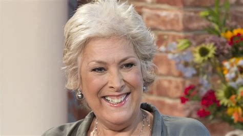 New Year Honours Lynda Bellingham Is Awarded An Obe After A Tough Year Battling Cancer