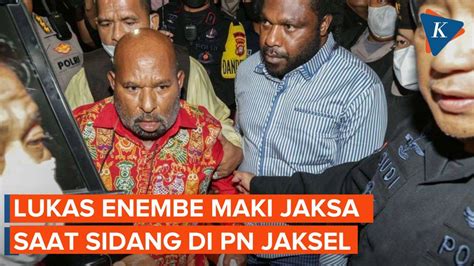 Lukas Enembe Emosi Dan Maki Jaksa Saat Dicecar Kepemilikan Hotel