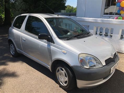 Toyota Yaris 10 3 Doors Silver In Dulwich London Gumtree