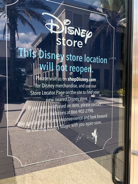 Disney Sign Says St Johns Town Center Location Will Not Reopen Jax