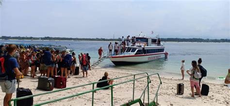 Jadi bisa kita simpulkan minimal. Harga Tiket Fast Boat ke Gili Trawangan 2020 - Fast Boat ...