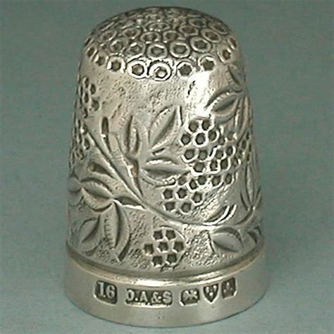 Antique English Blackberry Sterling Silver Thimble Hallmarked 1901