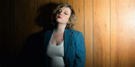 Lydia Loveless Announces Album Shares Video For New Song “toothache” Watch Pitchfork