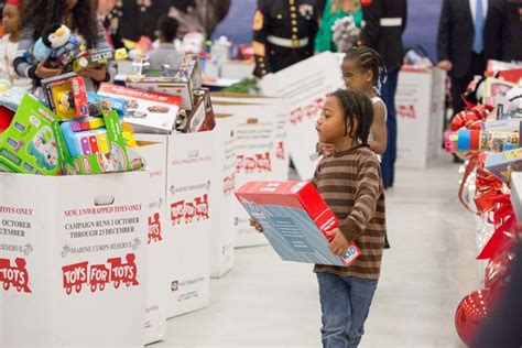 9 Ways To Donate A T To A Child In Need This Holiday Season