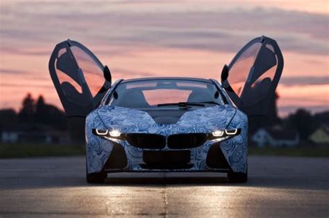 Automotive News And Reviews Bmw Builds Sports Cars With Plug In Hybrid