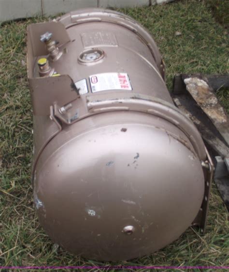 Manchester 50 Gallon Propane Tank With Gauge In Pleasant Hill MO