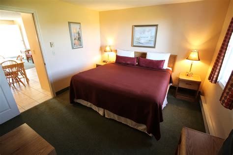 One Bedroom Executive Suite Misty Harbor Resort In Wells Beach Maine