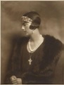 Ritratto femminile. Jolanda principessa di Savoia Vintage Photographs ...