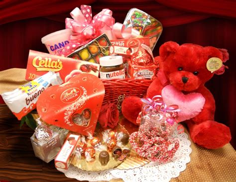 We've rounded up our favorite valentine's day gift and date ideas to make your loved ones feel special. Send Valentine's Day Gifts To Any Part Of The World ...