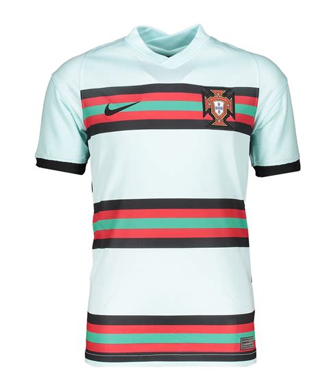 Es ist atmungsaktiv, leicht und das trikot von nike in weiß lässt dich die farben deines vereins tragen und allen zeigen, wofür dein. Nike Portugal Trikot Away EM 2021 Kids F336 | Replicas | Fanshop | Mannschaft
