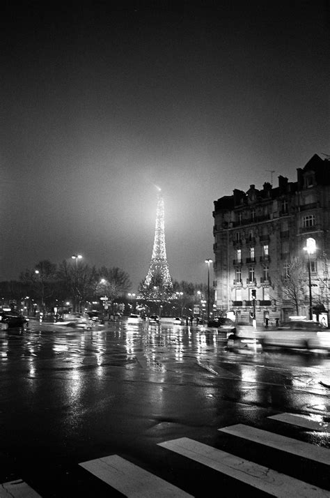 Lovely Rainy Night In Paris Tour Eiffel Eiffel Tower Photo