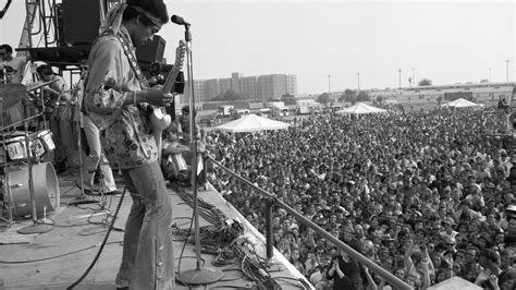 ‘save Some Film For This Jimi Hendrix Cat Jimi Hendrix Performing At