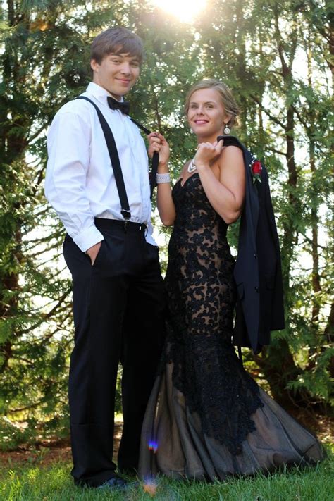 Prom Picture Ideas Prom Poses Prom Couple Ideas Prime Makeup Prom