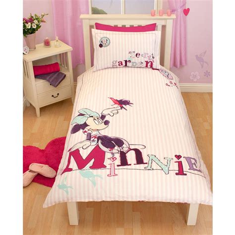Here are the basics you should know before you buy. MINNIE MOUSE BEDROOM & BEDDING ACCESSORIES