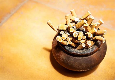 Overflowing Ashtray Stock Photos Pictures And Royalty Free Images Istock