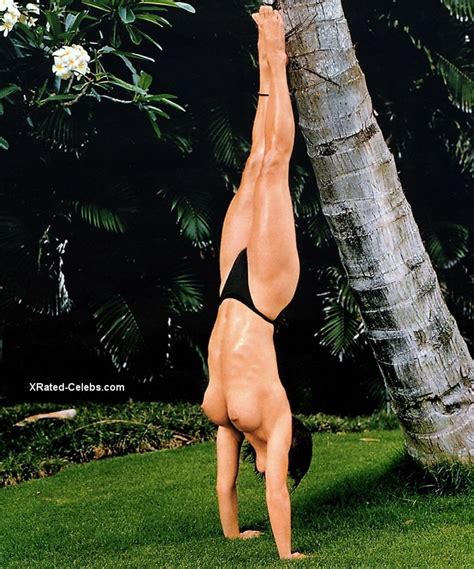 Katarina Witt Nude Standing On Her Hands Hot Nude Celebrities Sexy Naked Pics