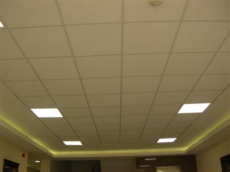 65 sociétés | 513 produits. Plafond suspendu en matiére dalle lavable 60x60 Destockage Grossiste