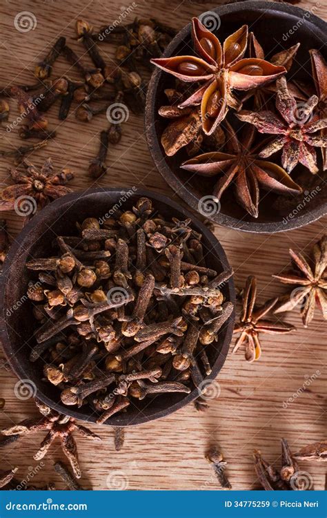 Cloves And Star Anise Stock Image Image Of Food Ingredient 34775259
