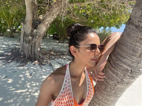 Rakul Preet Singhs Beach Vacation Pictures Will Make You Pack Your