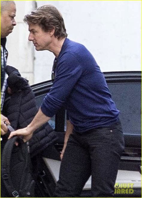 Photo Tom Cruise Recalls Filming Hairy Motorcycle Scene 02 Photo